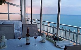 Valencia Front Beach Room